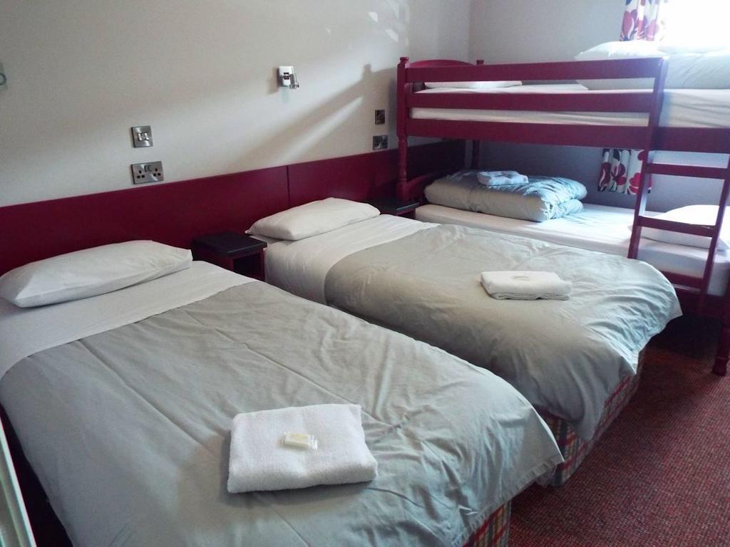 Tralee Holiday Lodge Guest Accommodation Exteriör bild