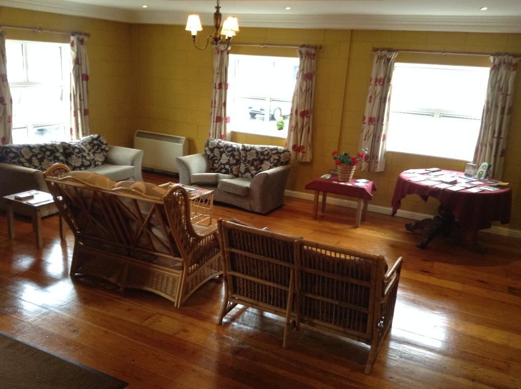 Tralee Holiday Lodge Guest Accommodation Exteriör bild