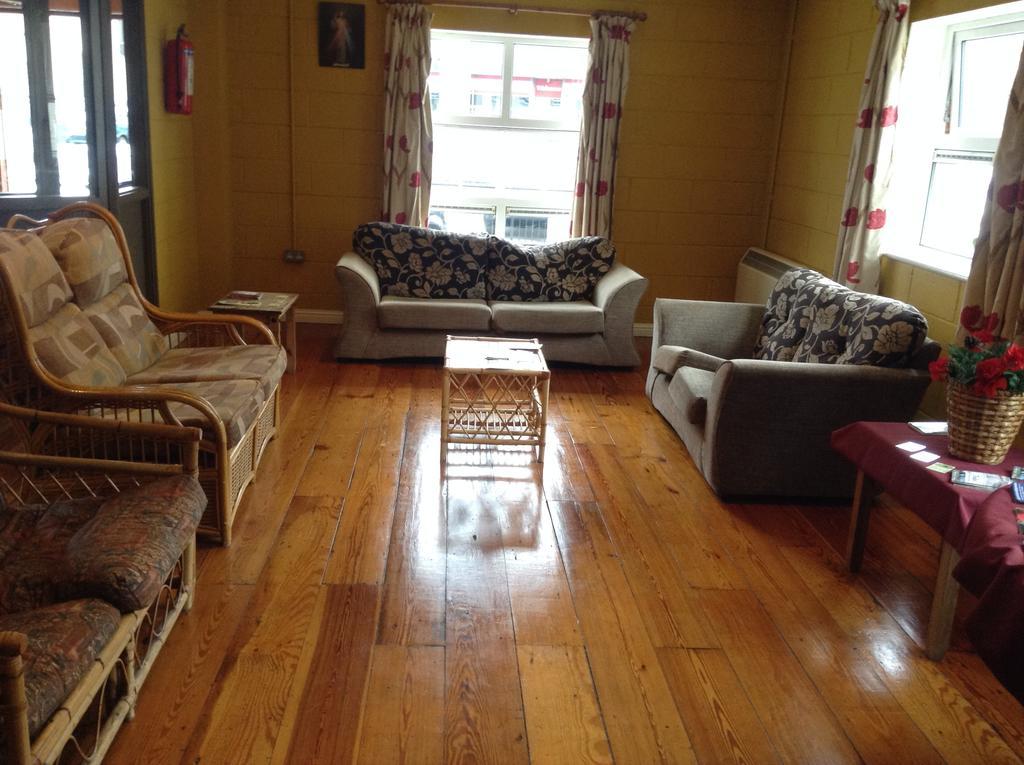 Tralee Holiday Lodge Guest Accommodation Exteriör bild